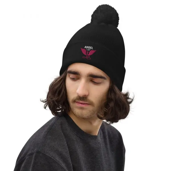 Pom pom beanie - Angel Comedy Club
